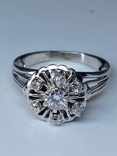 Bague 63 Bague Or blanc, diamants 58 Facettes