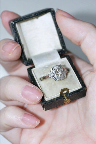 Bague Bague Hexagonale Art Déco Diamants 58 Facettes