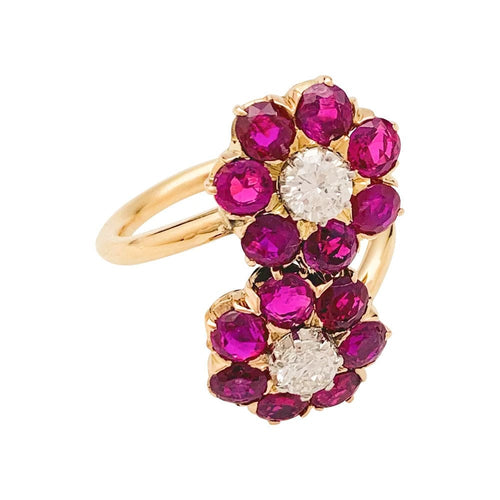 Bague 54 Bague fleurettes en or jaune, diamants et rubis. 58 Facettes 31310
