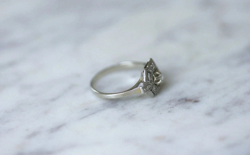 Bague Bague Hexagonale Art Déco Diamants 58 Facettes