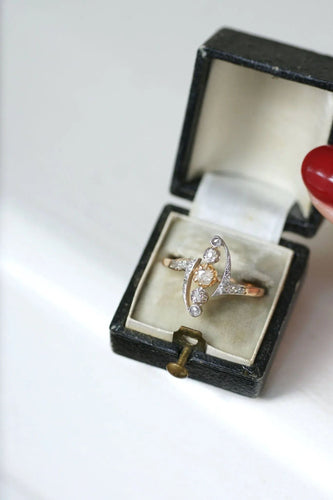 Bague 58 Bague Volutes diamants Belle Epoque 58 Facettes
