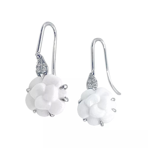Boucles d'oreilles Boucles d'oreilles Chanel, "Camélia", or blanc, diamants. 58 Facettes 32717