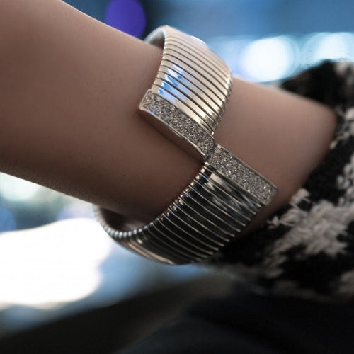 Bracelet Bracelet Manchette Carloro Perrota or gris diamants 58 Facettes 62800051