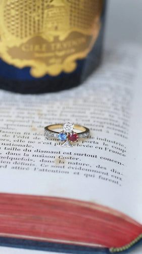 Bague 53.5 Bague trèfle, saphir, diamant, et rubis 58 Facettes