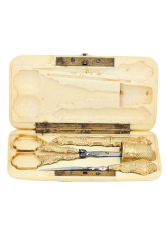 Accessoire NÉCESSAIRE A COUTURE OR ET IVOIRE 58 Facettes 055061