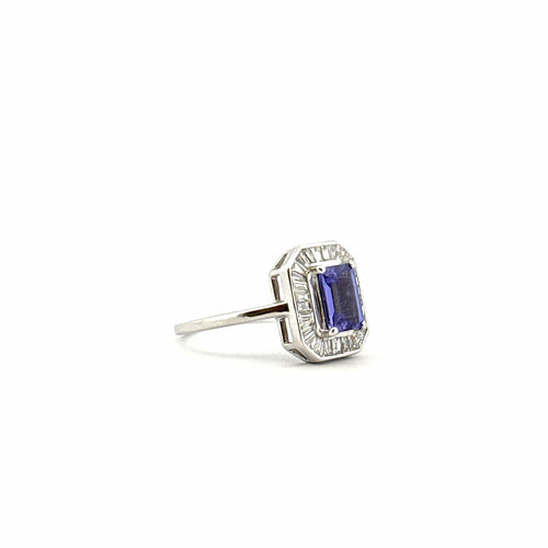 Bague 55 Bague en or blanc 18 carats , tanzanite et diamants baguettes 58 Facettes