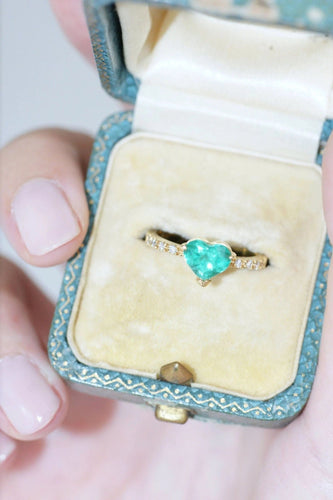Bague Bague coeur émeraude Colombienne & diamants 58 Facettes