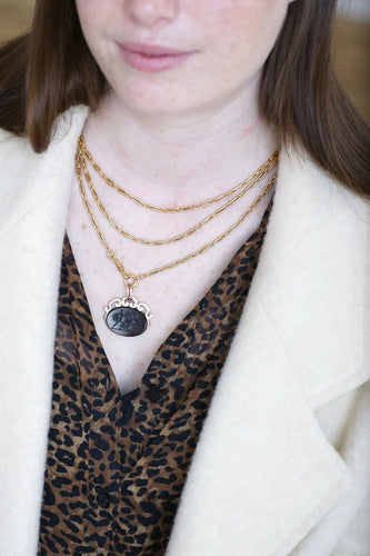 Pendentif Pendentif intaille pivotante en sardoine 58 Facettes