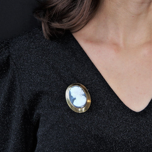 Broche Broche ancienne camée sur cornaline et émail 58 Facettes 21-837