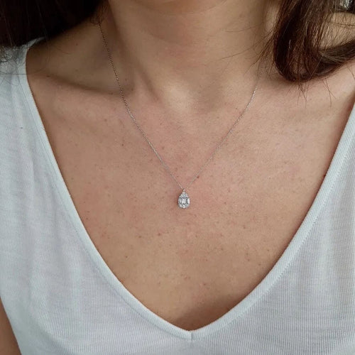 Collier Collier poire diamants or blanc 58 Facettes