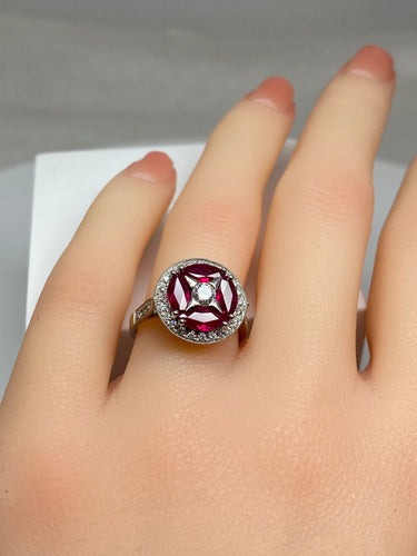 Bague Bague en Or jaune, Rubis navettes & diamants 58 Facettes