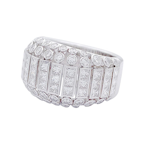 Bague 55 Bague Cartier, "Couronne", or blanc, diamants. 58 Facettes 32251