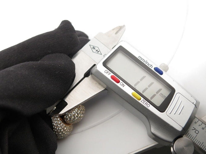 Bague 53 vintage bague CARTIER ying et yang pavage 160 diamants 5.25ct or 18k 58 Facettes 256021