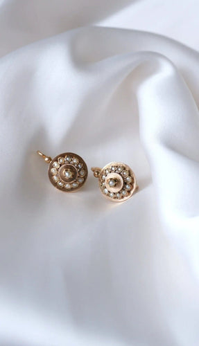 Boucles d'oreilles Dormeuses anciennes disque perles 58 Facettes