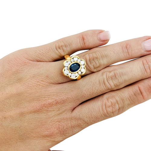 Bague 55 Bague fleur en or jaune, saphir et diamants. 58 Facettes 32194