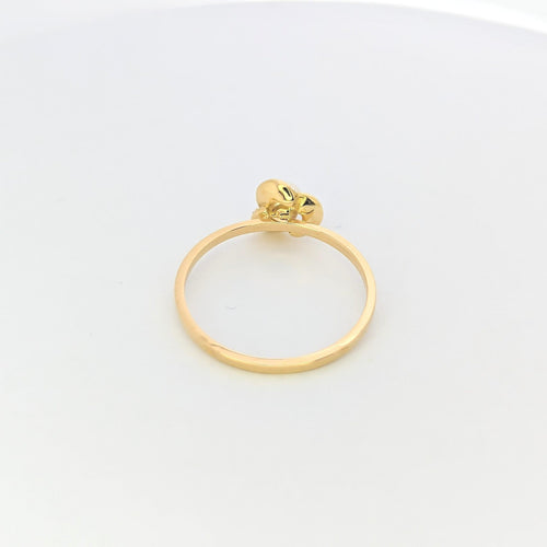 Bague Bague Florale or jaune et perle 58 Facettes 25384