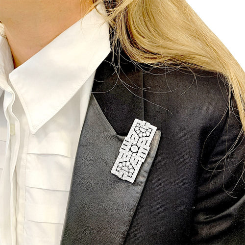 Broche Broche Art Déco en platine et diamants. 58 Facettes 32511