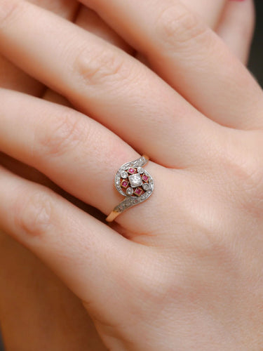 Bague Bague tourbillon ancienne diamants et rubis 58 Facettes J124