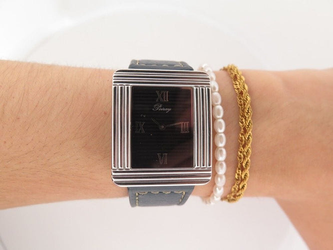 Montre montre POIRAY ma premiere xl en acier 34mm bracelet cuir cerf quartz 58 Facettes 254314