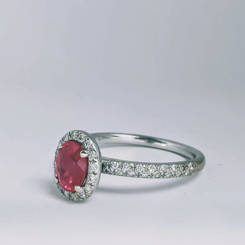 Bague Bague en or blanc diamants et rubis 58 Facettes 5569