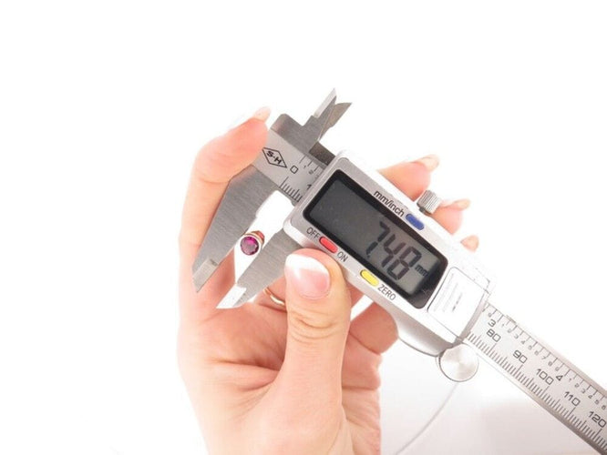 Boucles d'oreilles boucles d'oreilles POIRAY puces lolita rhodolite or 18k 58 Facettes 255878