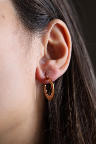 Boucles d'oreilles Boucles d'oreilles Créoles Or jaune 58 Facettes 2231990CN