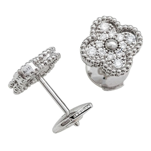 Boucles d'oreilles Boucles d'oreilles Van Cleef et Arpels "Sweet Alhambra", or blanc et diamants. 58 Facettes 31023