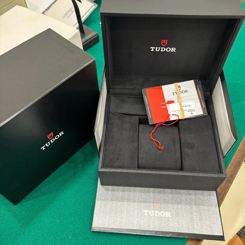 Montre TUDOR - Montre Black Bay Chrono S&G 58 Facettes