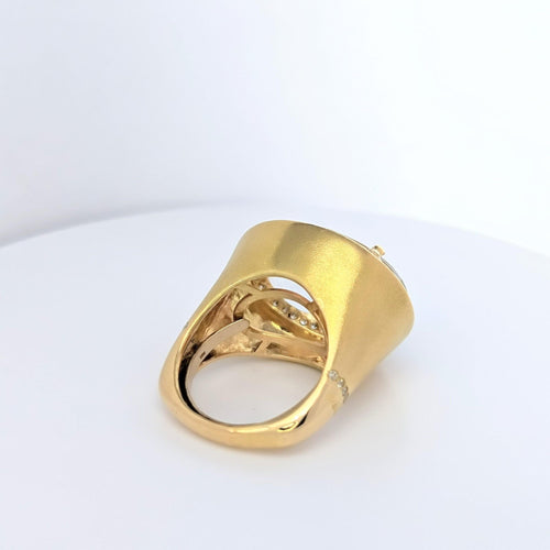 Bague Bague cocktail en or jaune diamants et topaze 58 Facettes 25024