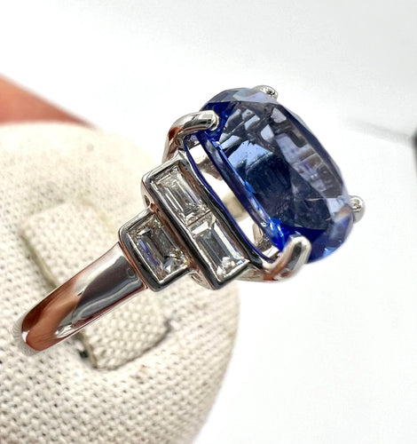 Bague Bague de Fiançailles Saphir, diamants" Baguette" & or blanc 58 Facettes 7351 A