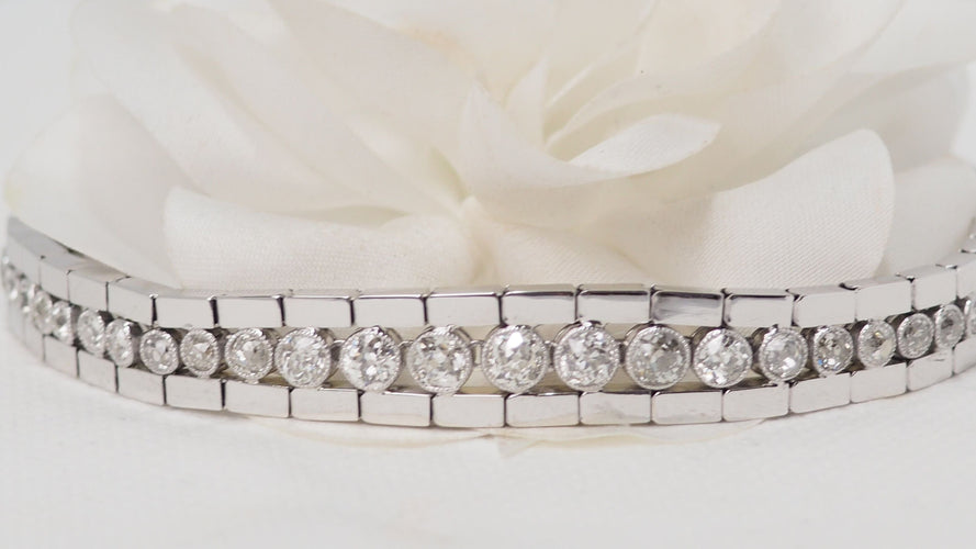 Bracelet 17cm Bracelet rivière ancien en or blanc et diamants 58 Facettes 32319