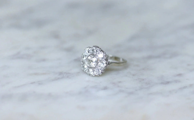 Bague 51.5 Bague marguerite diamants 2 carats 58 Facettes