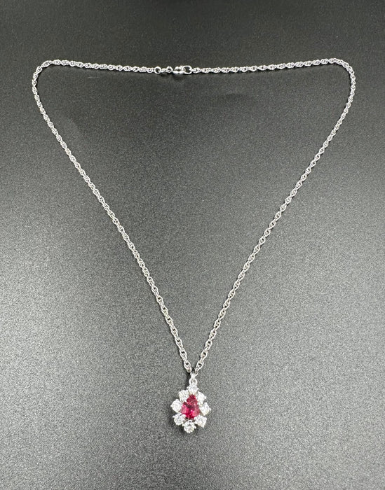 Pendentif CARL BUCHERER - Pendentif Or blanc Rubis Diamants 58 Facettes
