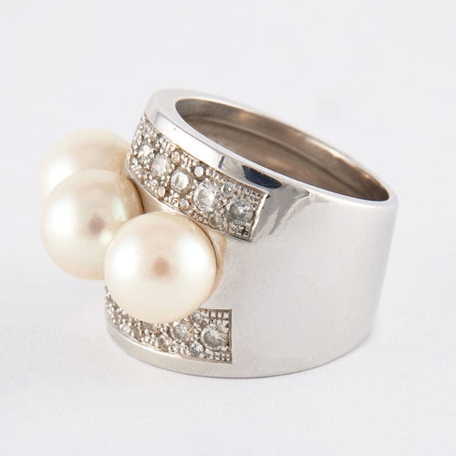 Bague Bague en or gris, diamants, perles 58 Facettes