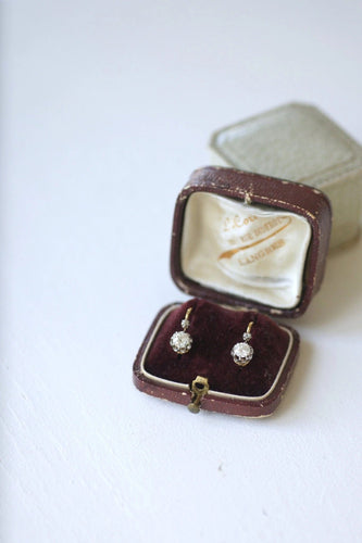 Boucles d'oreilles Dormeuses diamants anciennes 58 Facettes