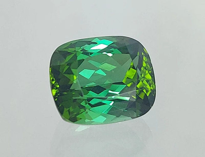 Gemstone Tourmaline verte 4,70cts 58 Facettes 77