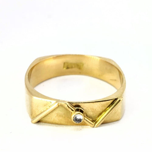 Bague Bague en or jaune et diamant 58 Facettes 5623
