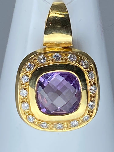 Pendentif Pendentif en or, améthyste, diamants 58 Facettes