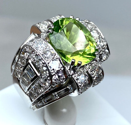 Bague Bague Art Déco Platine diamants et péridot 58 Facettes