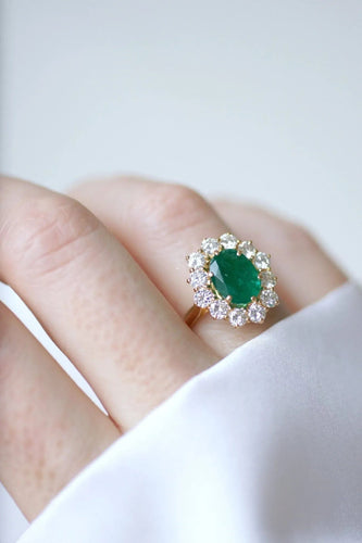 Bague Bague marguerite émeraude 2,00 Cts et diamants 58 Facettes