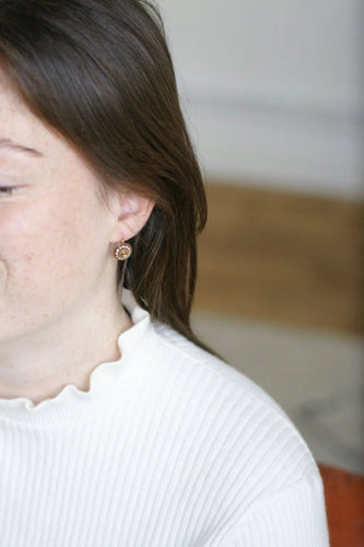 Boucles d'oreilles Dormeuses anciennes disque perles 58 Facettes