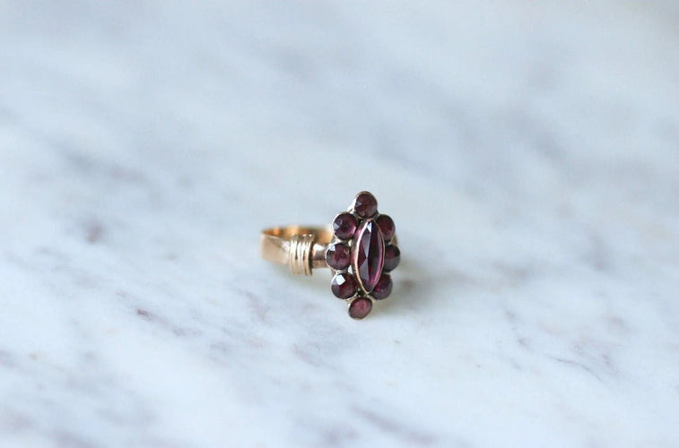 Bague 55 Bague marquise grenats de Perpignan 58 Facettes