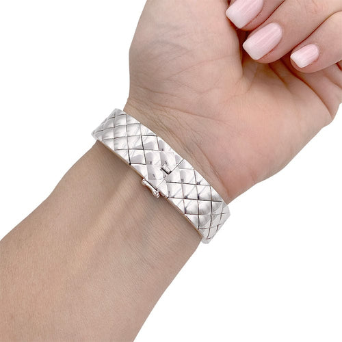 Bracelet Bracelet Chanel, "Matelassé", or blanc. 58 Facettes 32189