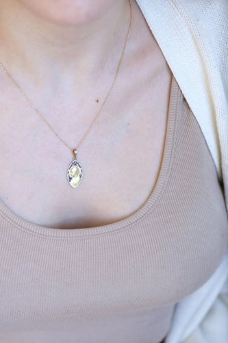 Collier Dropsy - Médaille or émail Vierge Marie 58 Facettes
