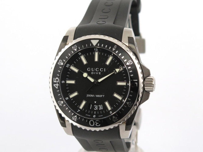 Montre montre GUCCI dive acier caoutchouc noir boite quartz 58 Facettes 256002