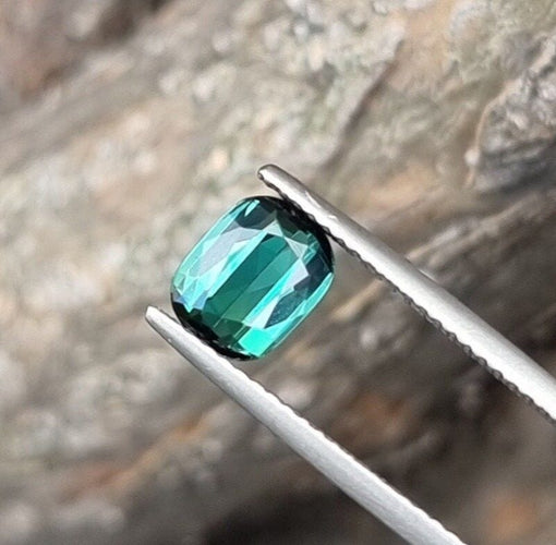 Gemstone Tourmaline bleue néon 1,31cts 58 Facettes 7