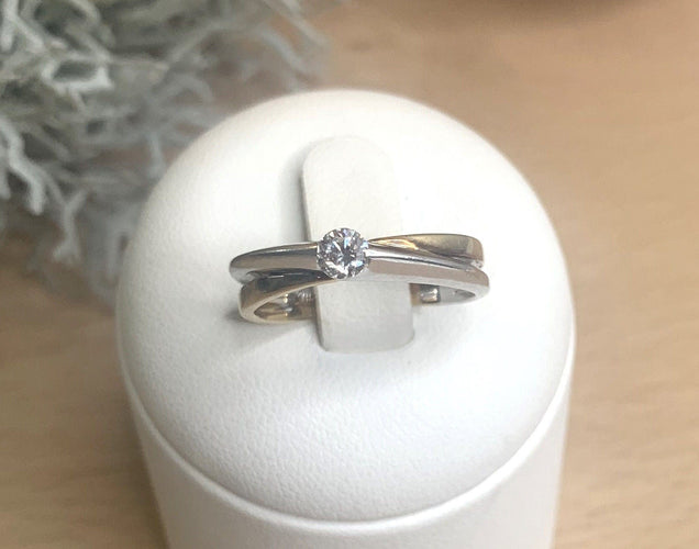 Bague Bague 2 ors Solitaire 0,15cts 58 Facettes 20400000368