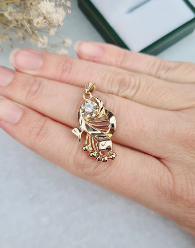 Pendentif Pendentif Or violonné 58 Facettes 385