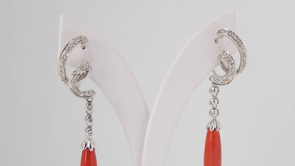 Boucles d'oreilles Pendants d'oreilles en or blanc, diamants et corail 58 Facettes 31306