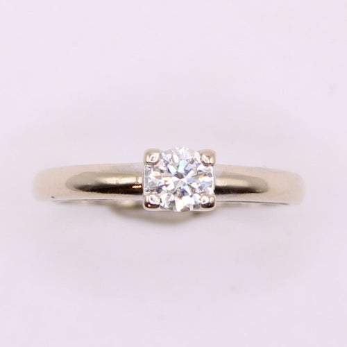 Bague Solitaire or blanc et diamant 58 Facettes